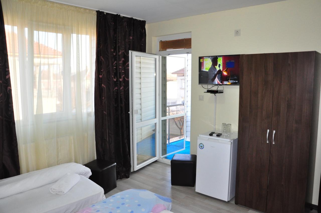 Guest Rooms Simona Opanets Exteriér fotografie