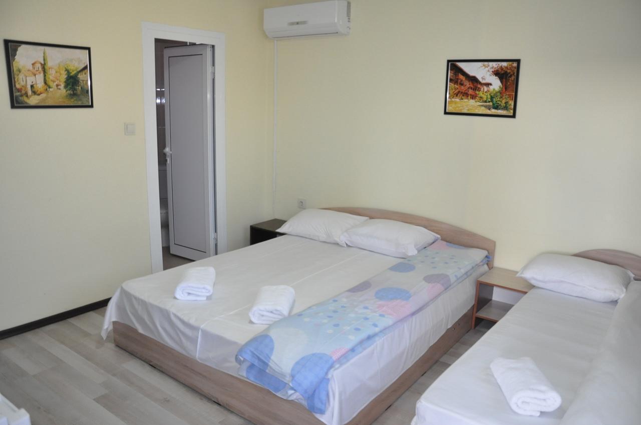 Guest Rooms Simona Opanets Exteriér fotografie